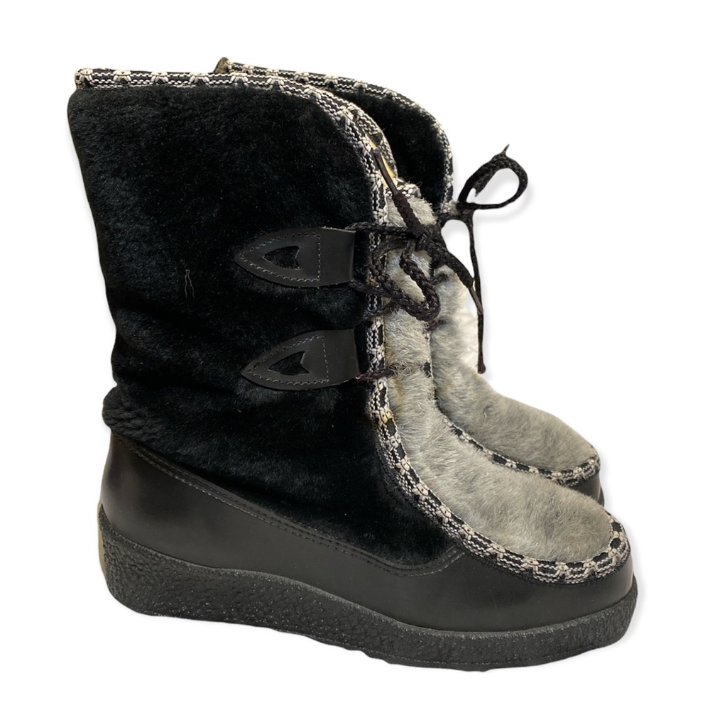 Vintage Snowland Cozy Boots size 6